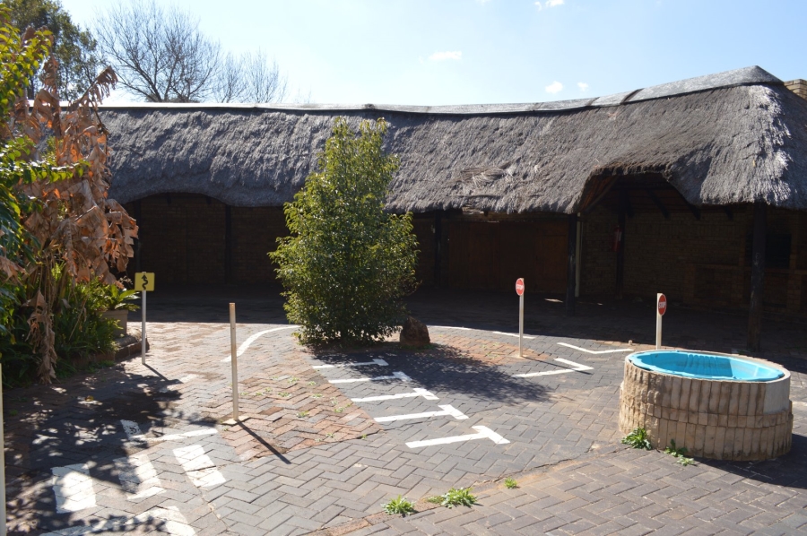 5 Bedroom Property for Sale in Flamwood North West